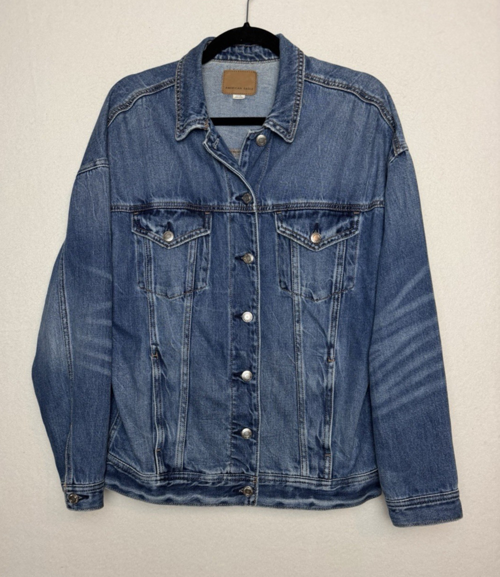 American Eagle Women's Size S Jean Jacket Oversized Boyfriend Denim Grunge